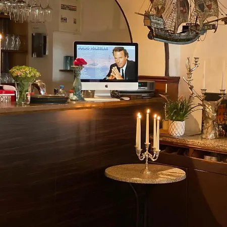 The Burgklause Boutique