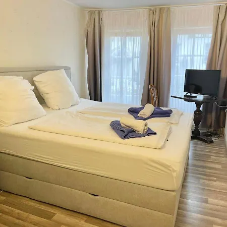 The Burgklause Boutique