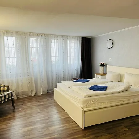 The Burgklause Boutique Hotel Linz am Rhein
